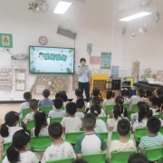 赤壁市场监管局开展“食物平安宣传周”进校园